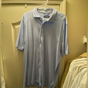 Men’s blue button down beach shirt